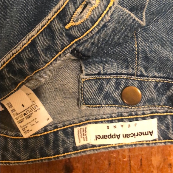 American Apparel Denim Button Skirt - Picture 4 of 4